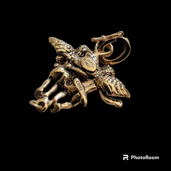 Vintage Kirk's Folly Cherub Pendant with Box Clasp Bale - Picture 4 of 5